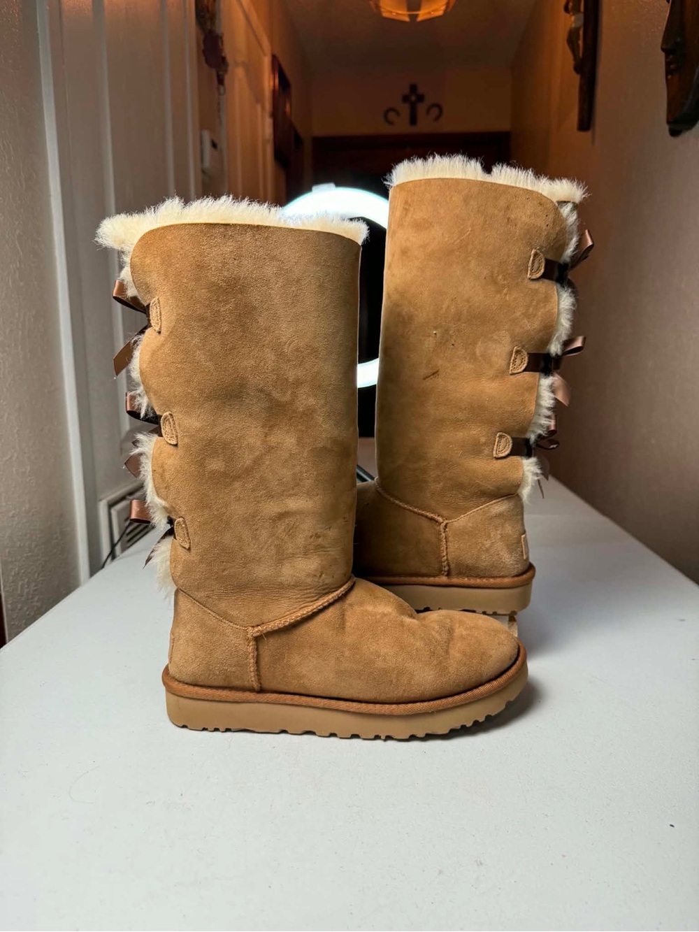 UGG Bailey Bow Tall Boots size 9 chestnut brown ivory fur